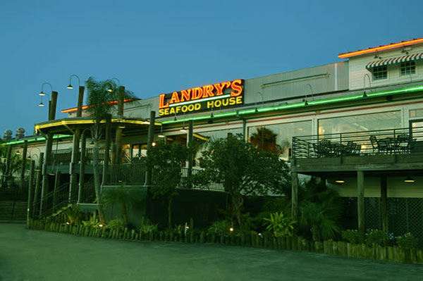 Képaláírás: Troy Landry restaurants Landry 's s Sea Food House's Sea Food House