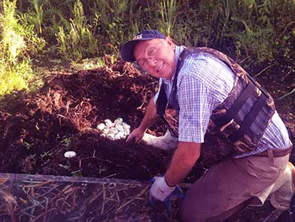 Image of Caption: Swamp People cast Daniel net worth